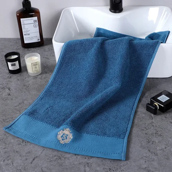 5-Star Hotel Cotton Towels - Custom Logo Absorbent Bath Hair Towels - Image 3