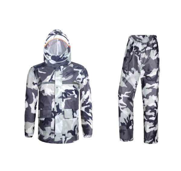 100% Waterproof Motorcycle Rain Poncho - Image 5