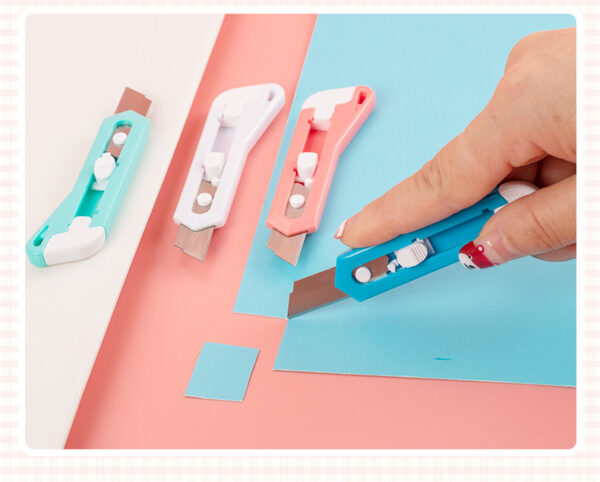 Wholesale Plastic Box Cutter Safety Utility Knife - Image 2