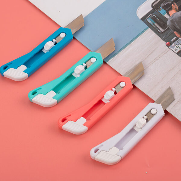 Wholesale Plastic Box Cutter Safety Utility Knife - Image 3