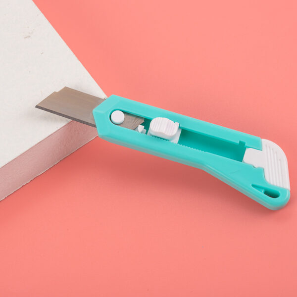 Wholesale Plastic Box Cutter Safety Utility Knife - Image 5