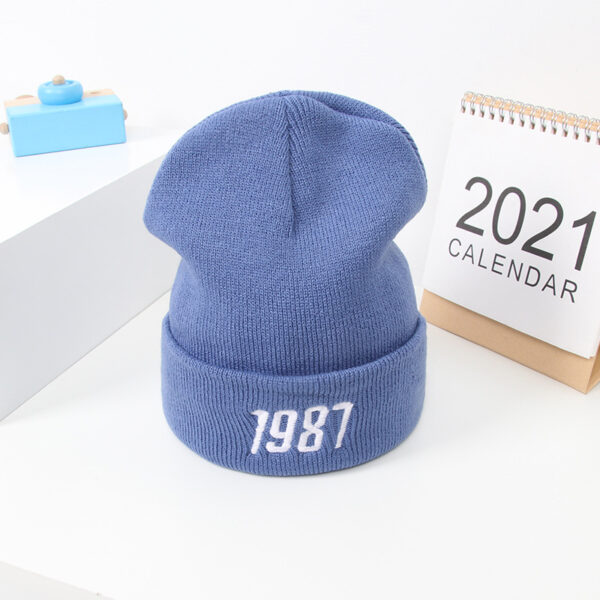 Knitted Beanie Hat Unisex Versatile Warm Hat Acrylic Knitting Hat - Image 4