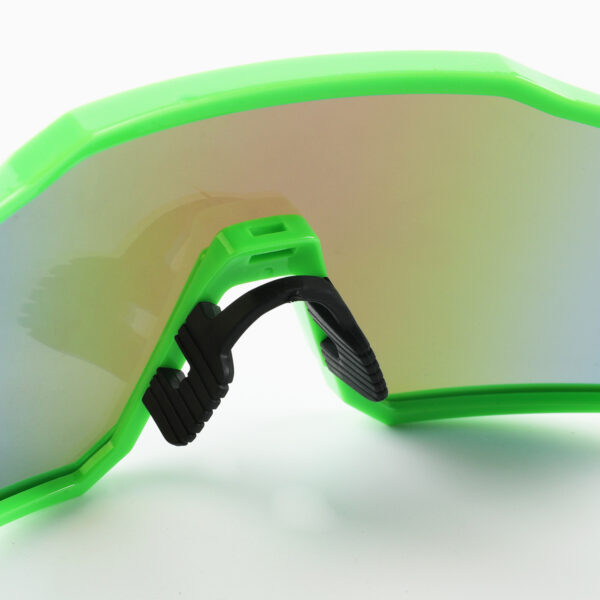 Stylish Sports Sunglasses for Cycling - Unisex - Image 3
