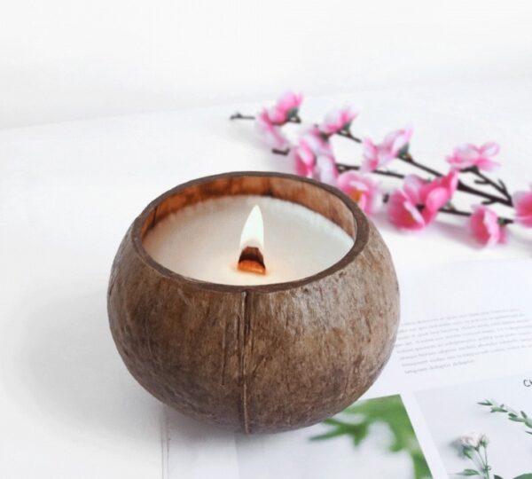 Coconut Shell Scented Candle: Creative Aromatherapy - Image 4