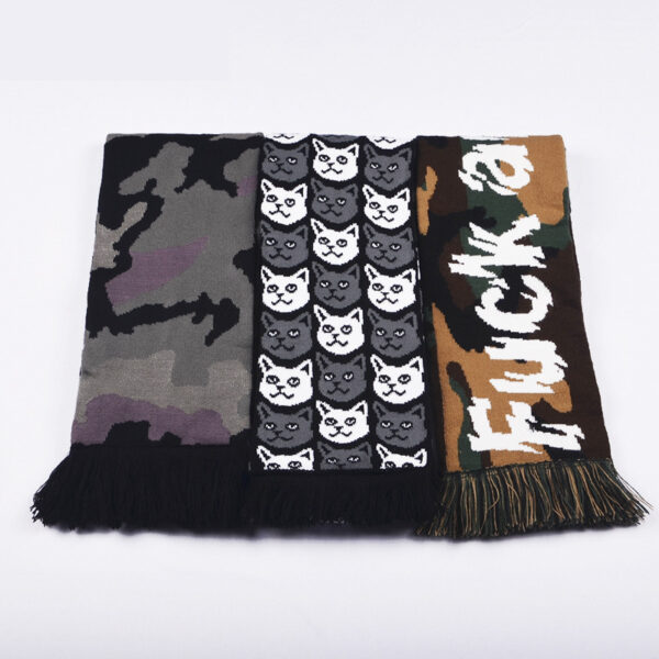 Custom Acrylic Football Scarf for Fans - Wholesale Options - Image 5
