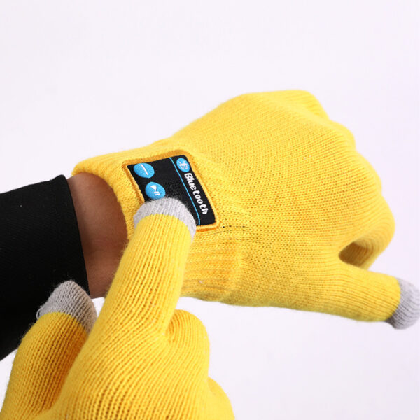 Bluetooth Winter Gloves with Built-in Speakers - Image 2