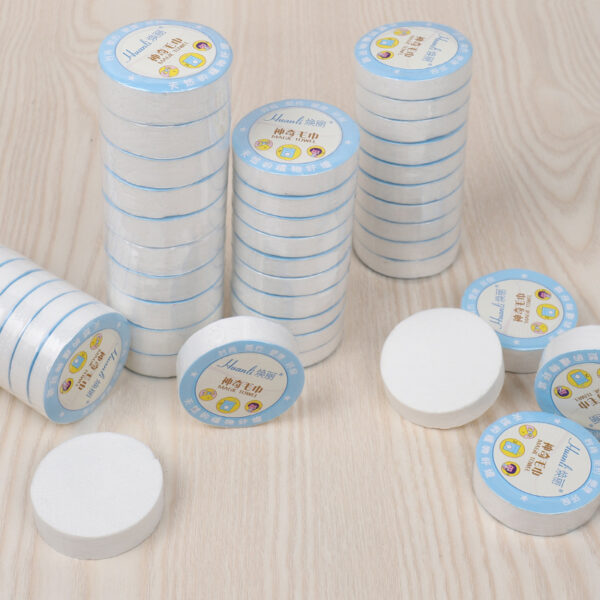 Disposable non-woven compressed towel - Image 3