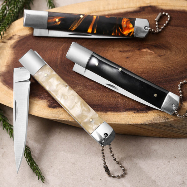 Damascus Steel Pocket Knife with Shofar Handle - Image 3