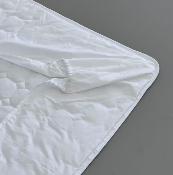 Wholesale Waterproof Bed Cover Mattress Protector - Image 6