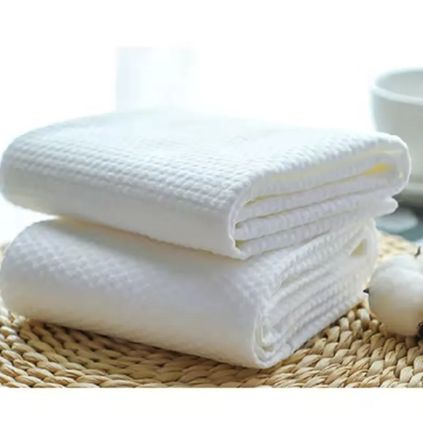 Disposable White 100% Cotton Spa Bath Towels - Image 2